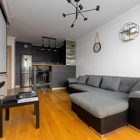 Rybacka Pleasant By Bookinghost *