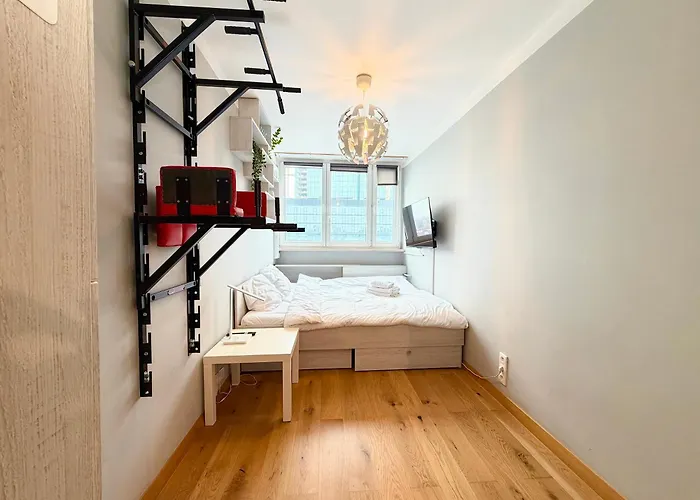 Rybacka Pleasant By Bookinghost *